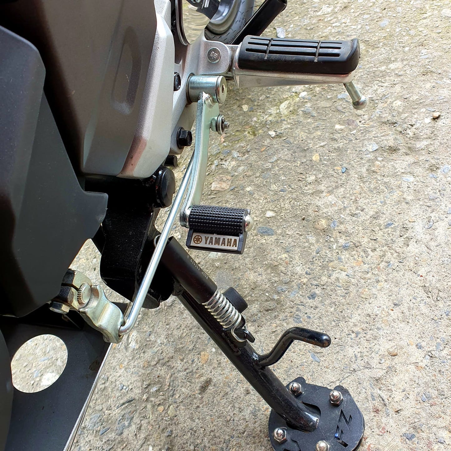 Protector de goma para palanca de cambios de motocicleta